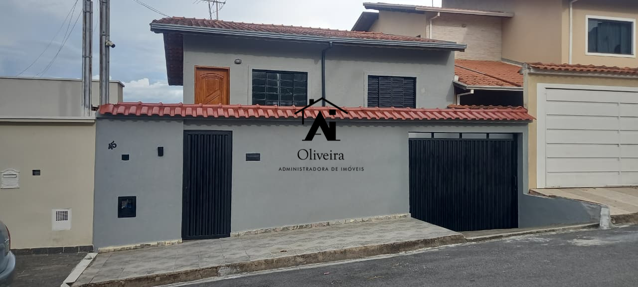 CA-623 CASA NO JARDIM CENTENÁRIO