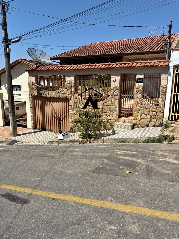 CA-594 Casa no Jardim Esperança